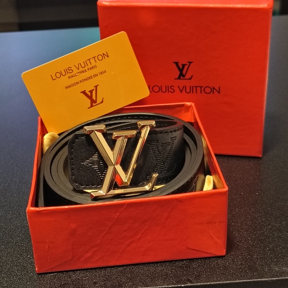 Louis Vuitton Black Belt with Silver Buckle - Picture 3 of 3